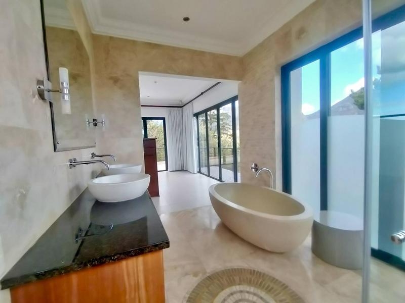 4 Bedroom Property for Sale in Hout Bay Western Cape